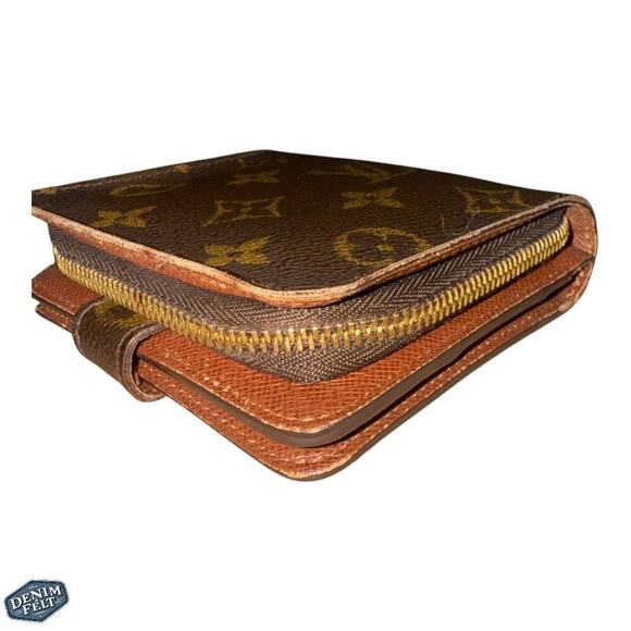 Louis Vuitton Vintage Monogram Canvas Leather Compact Snap Wallet - Picture 9 of 16